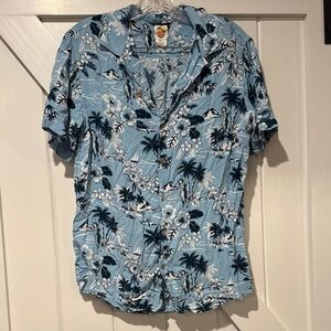 C&C California Light Blue Floral Button Down Shirt